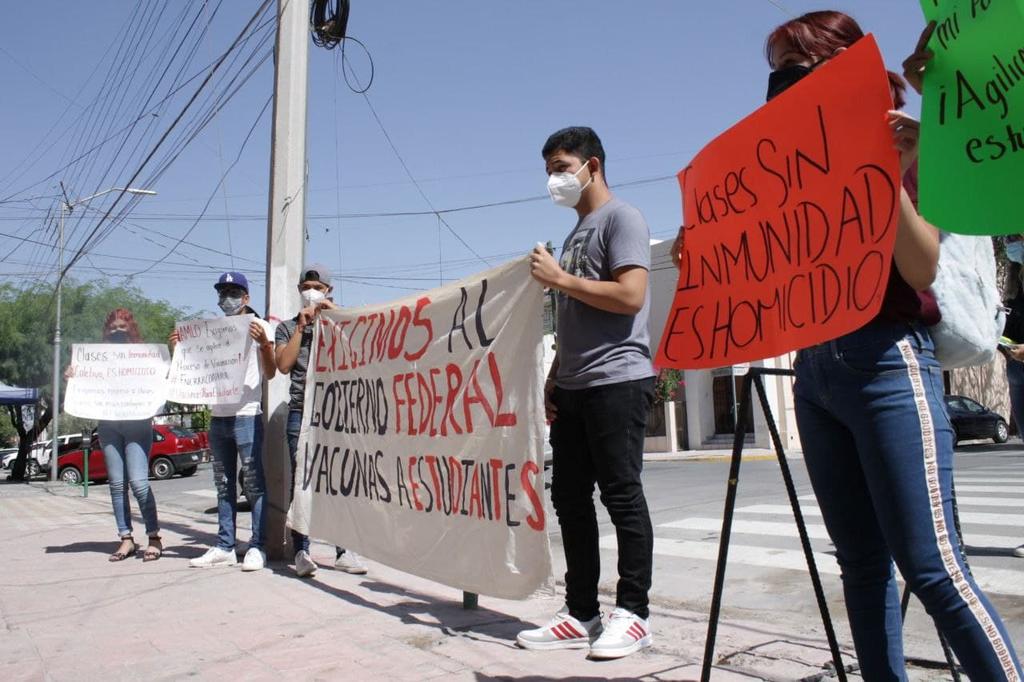 Estudiantes de Coahuila exigen regreso 'seguro' a clases