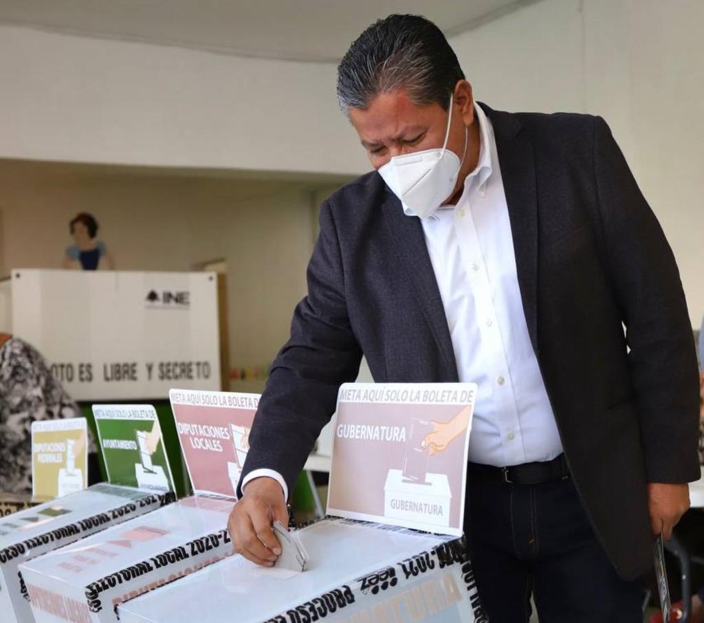 Emiten su voto candidatos a gubernatura en Zacatecas