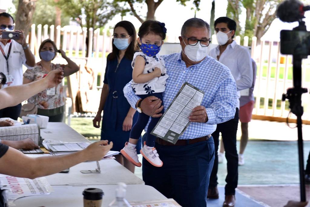 Reporta alcalde de Torreón solo un incidente menor en jornada electoral