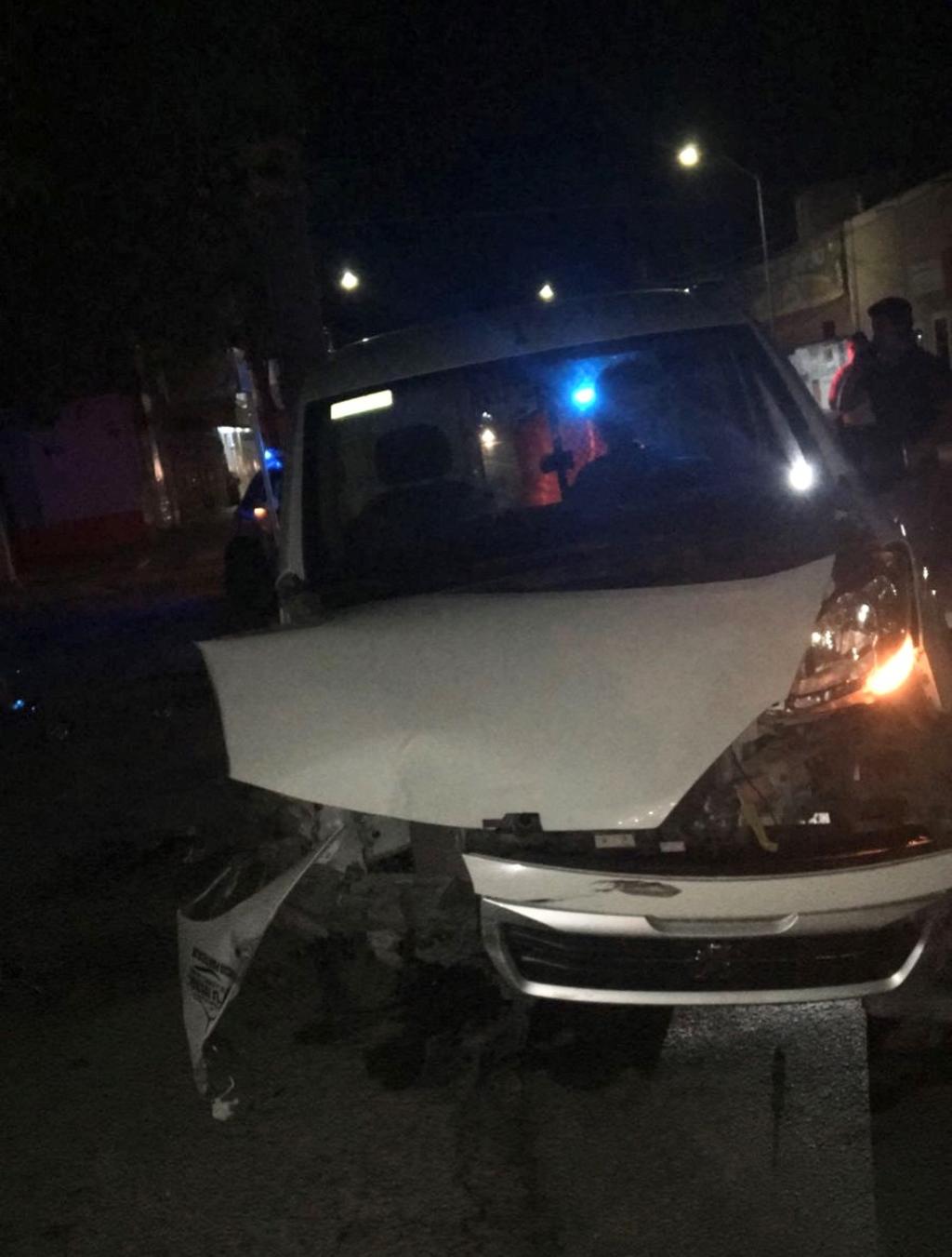 Conductor ebrio impacta a dos vehículos en la zona Centro de Torreón