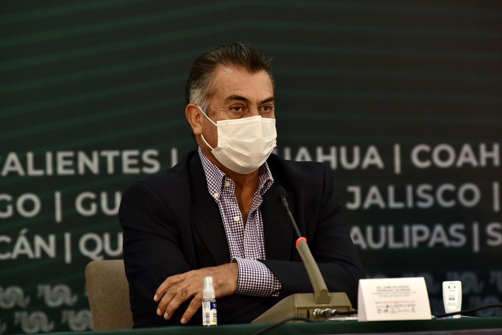 Felicita 'El Bronco' a Samuel García, virtual vencedor a gubernatura de Nuevo León