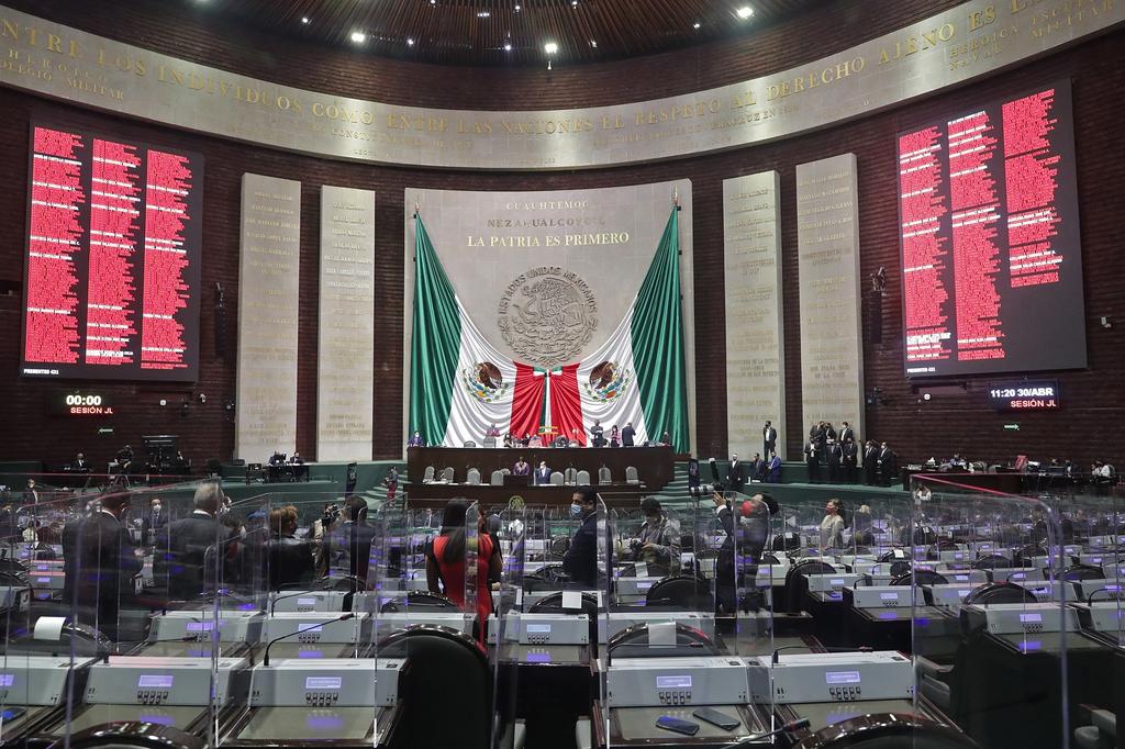Pone INE lupa a legisladores que buscan la reelección en México