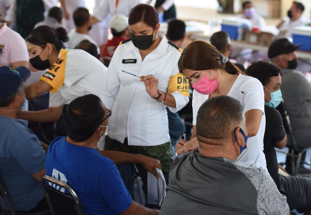 Prevén aplicar 13 mil vacunas antiCOVID este miércoles en Torreón