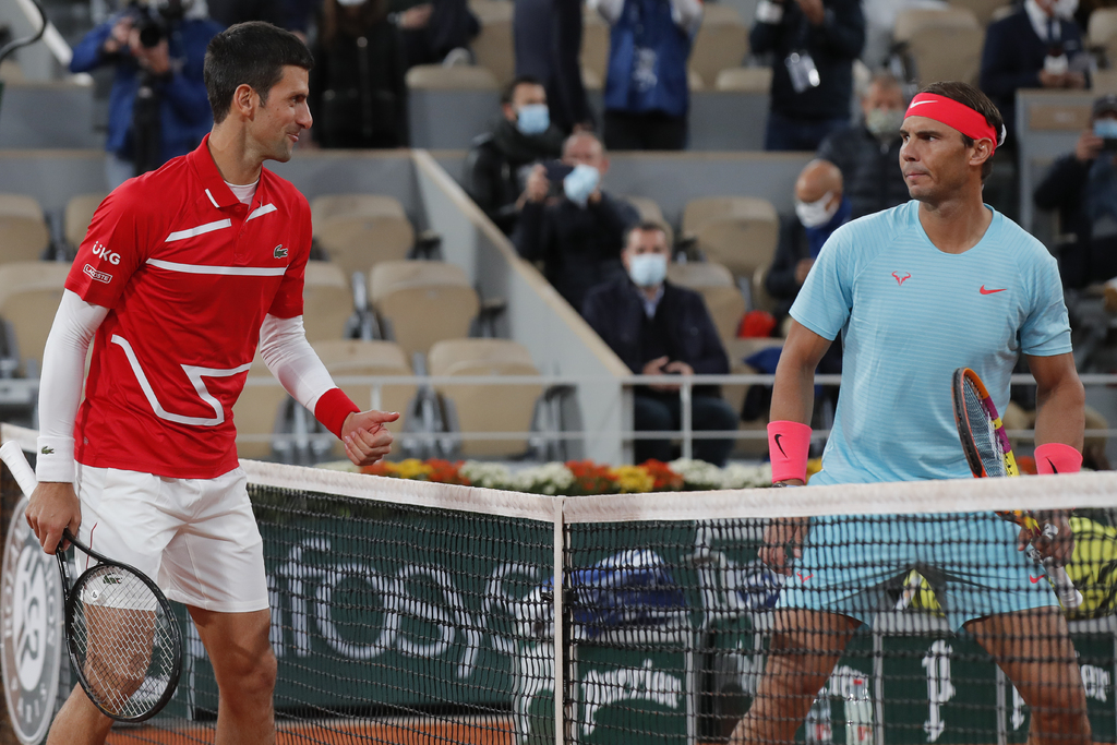 Chocan Rafael Nadal y Novak Djokovic por boleto a final