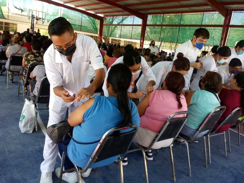 Culmina aplicación de segundas dosis antiCOVID en Torreón