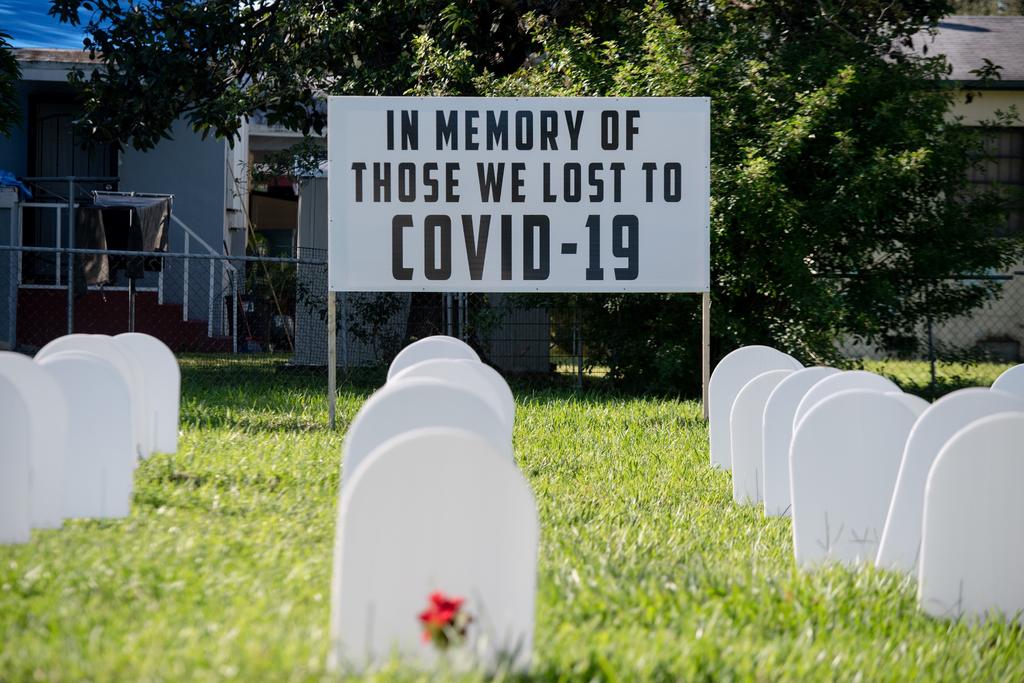 Muertes por COVID-19 superan las 600 mil en EUA