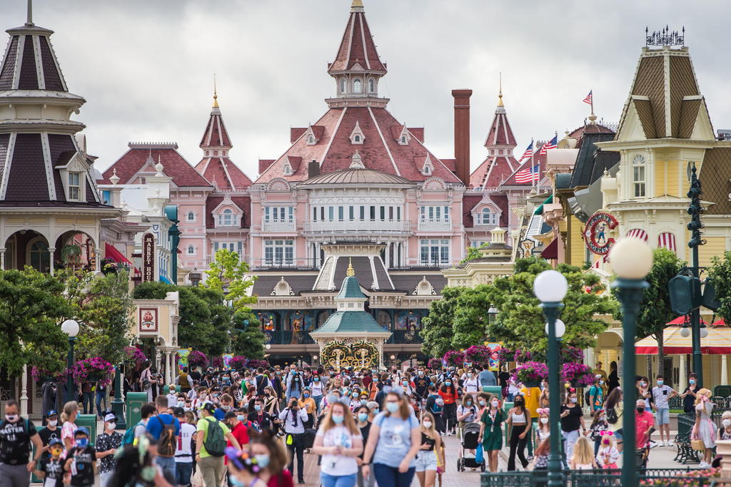 Disneyland París reabre sus puerta