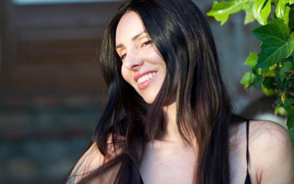 Mala Rodríguez 'incendia' Instagram con 'selfie' en traje de baño