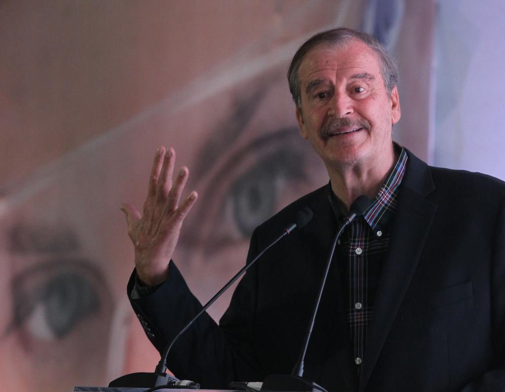 Vicente Fox sugiere incluir a AMLO en consulta contra expresidentes