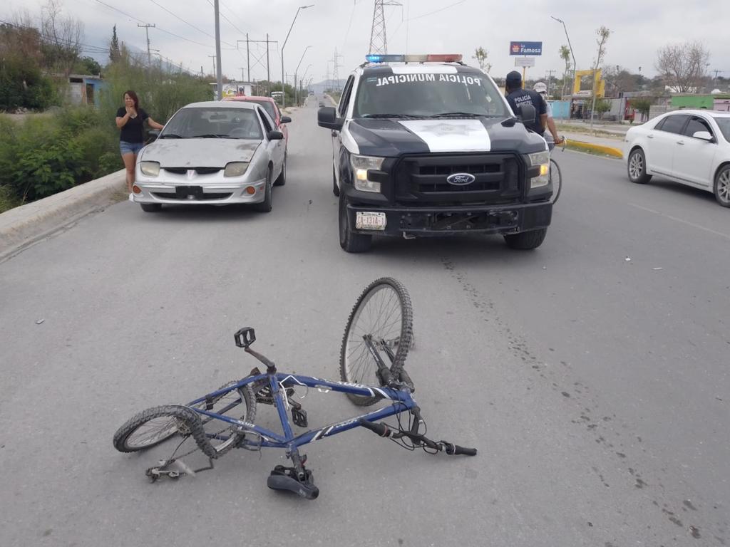 Automovilista huye tras atropellar a ciclista en Monclova
