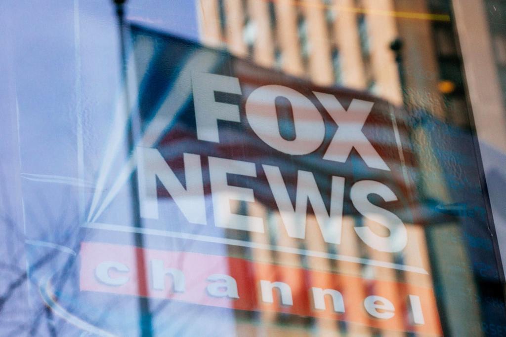 Fox News es multado por 1 mdd por acoso sexual en Estados Unidos