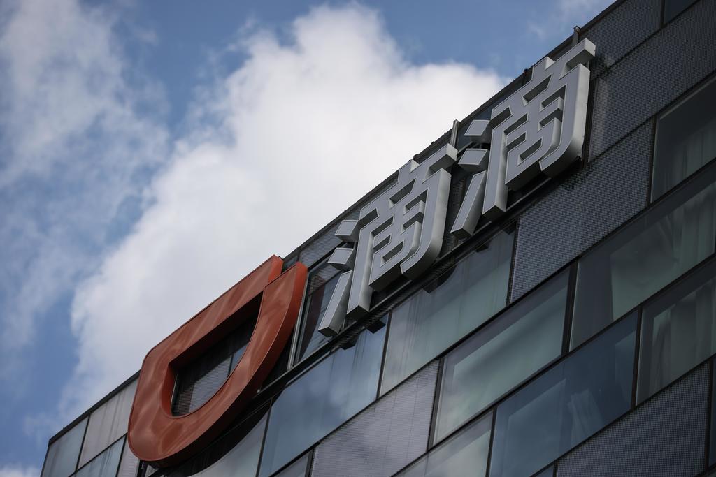 China retira a Didi de las tiendas de aplicaciones por uso incorrecto de datos
