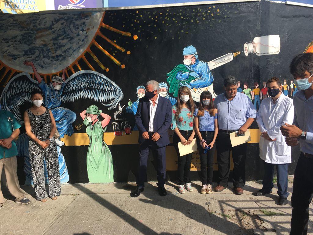 Con mural en Torreón reconocen a personal de salud en su lucha contra el COVID-19