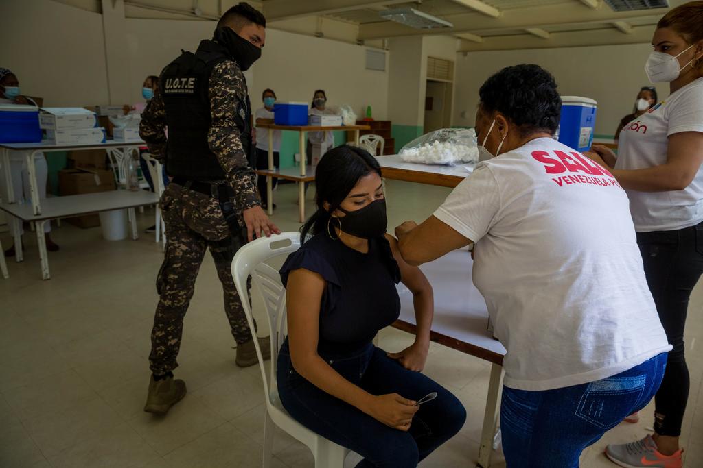 Venezuela denuncia ante la ONU que las sanciones de Estados Unidos bloquean su acceso a las vacunas contra el COVID-19