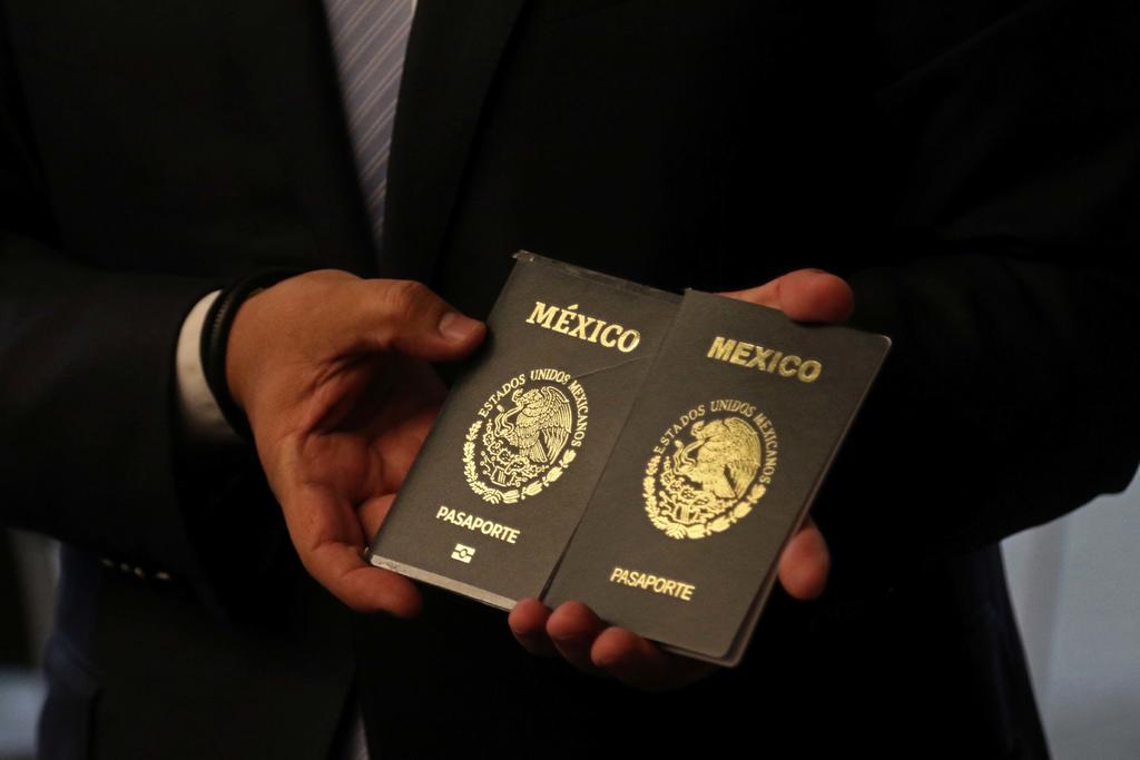 México alista emisión del pasaporte electrónico