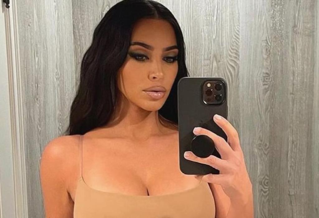 Kim Kardashian supera los tres millones de 'me gusta' con 'cuerpazo' en bikini