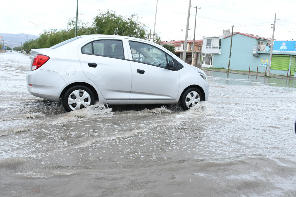 Ante pronóstico de lluvias en La Laguna, Simas supervisa cárcamos y sistema de alcantarillado