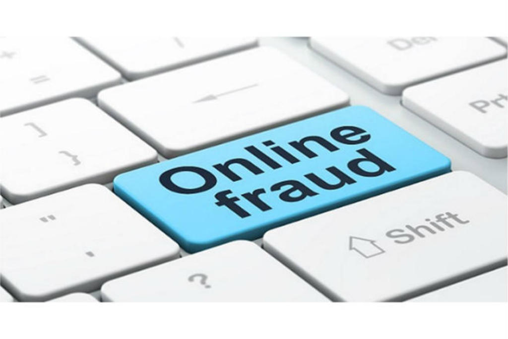 Alertan por perfiles falsos de personal del Buró de Crédito