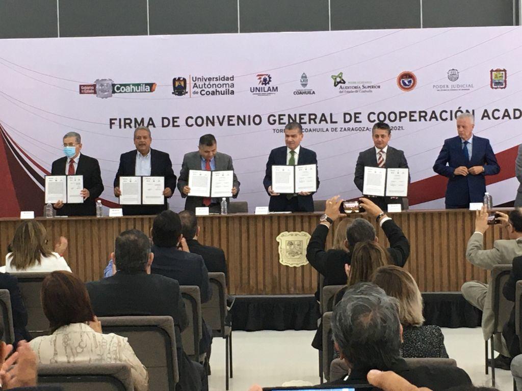 Gobierno de Coahuila firma en Torreón convenio general de cooperación académica en beneficio de trabajadores