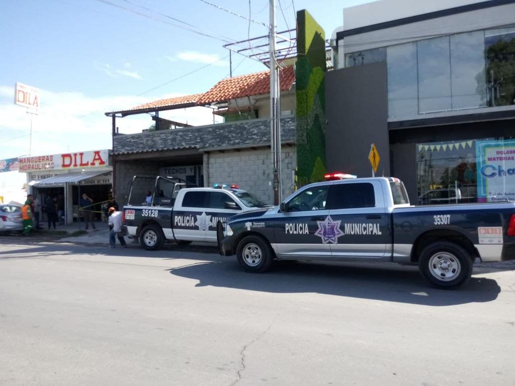 Soldador pierde la vida en Torreón tras recibir fuerte descarga eléctrica