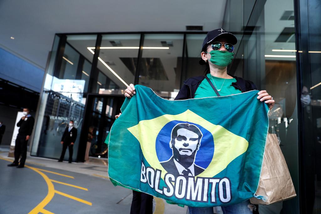 El presidente de Brasil, Jair Bolsonaro, responde favorablemente al tratamiento para desobstruir su intestino