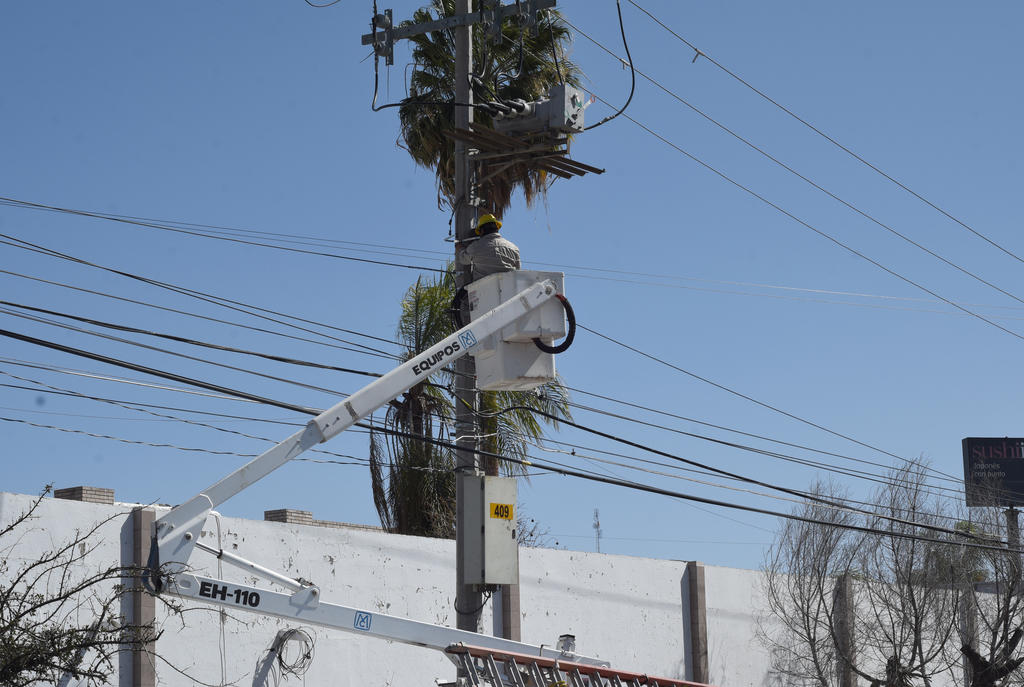 Tribunal revoca suspensiones a reforma eléctrica en México
