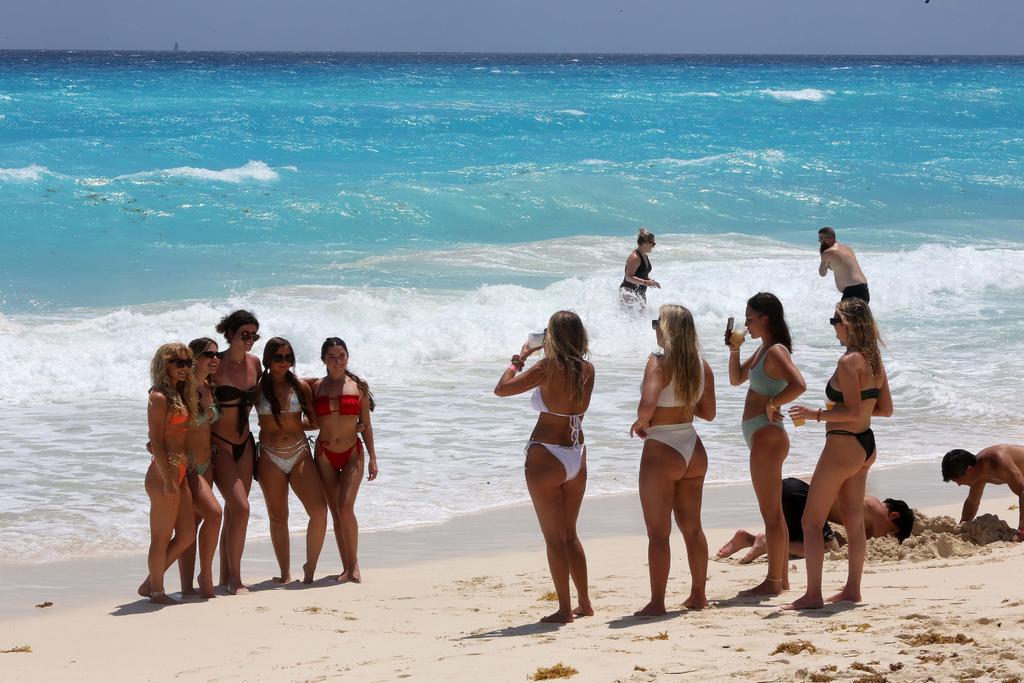 ¿Cuáles playas en México están cerradas por el aumento en casos de COVID?