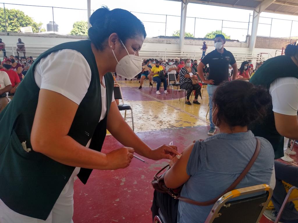 Priorizan vacunación antiCOVID a personas originarias de Matamoros