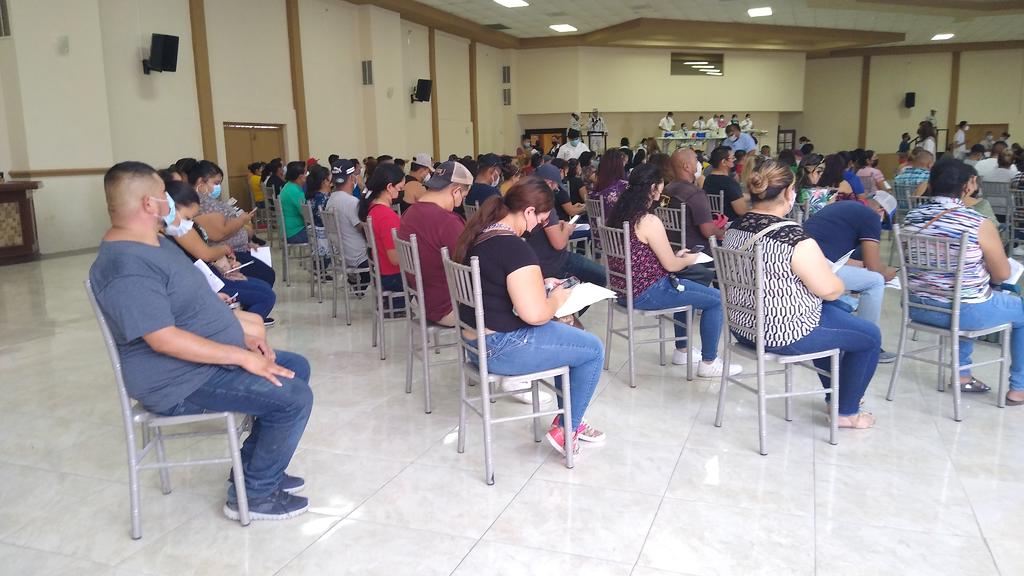Vacunación antiCOVID termina en población de 18 a 39 años de seis de 10 municipios del Norte de Coahuila