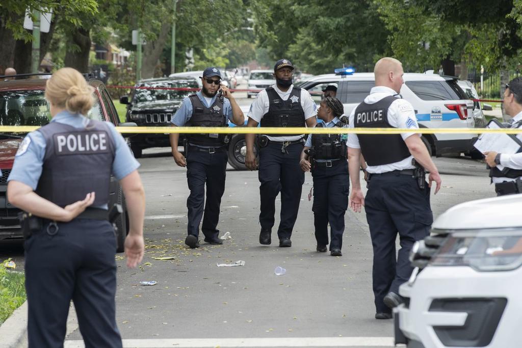 Tiroteos en Chicago dejan al menos 3 muertos; se reportan varios heridos