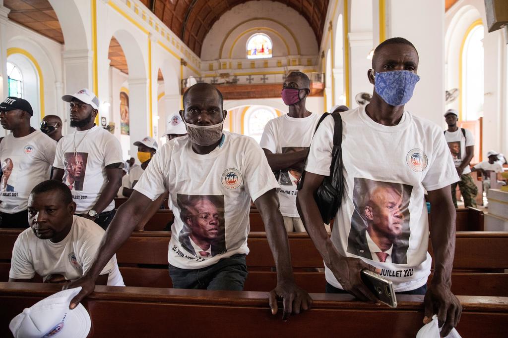 Haití celebra una misa en honor a Jovenel Moise entre protestas