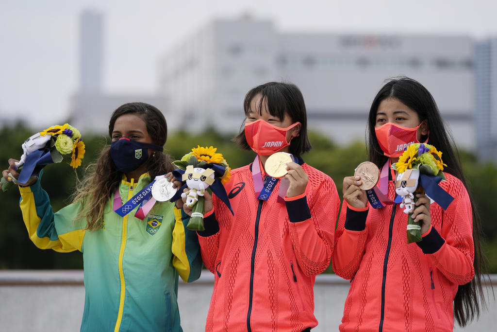 Las tres adolescentes de 13 y 16 años se apoderan del medallero en skateboarding de Tokio 2020
