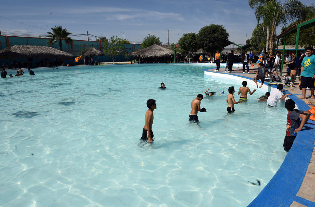 Son pocos los balnearios abiertos ante temporada vacacional en Saltillo