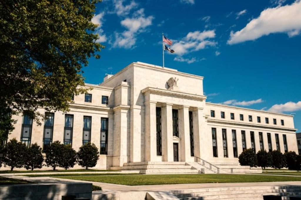 La Reserva Federal de EUA deja sin cambios los tipos de interés pese a la elevada inflación