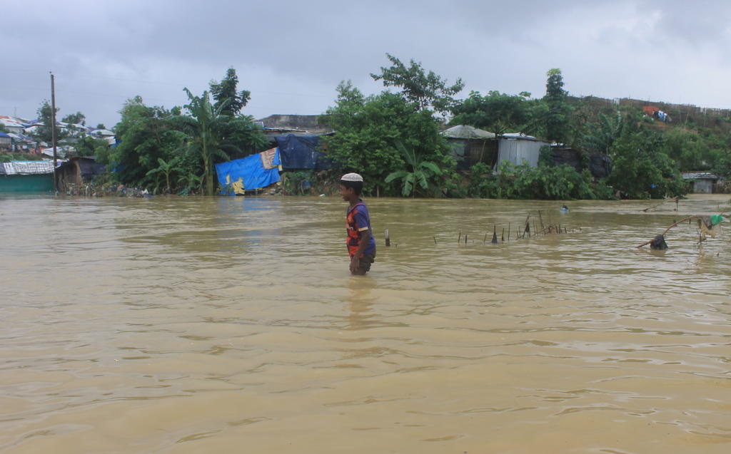Las lluvias dejan 14 muertos y 5 mil rohinyás desplazados en Bangladesh