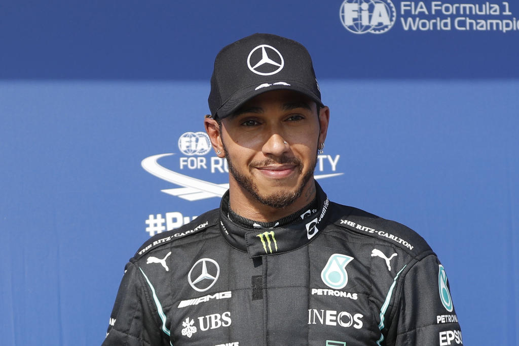 Hamilton saldrá primero en el Hungaroring; 'Checo' Pérez en cuarto