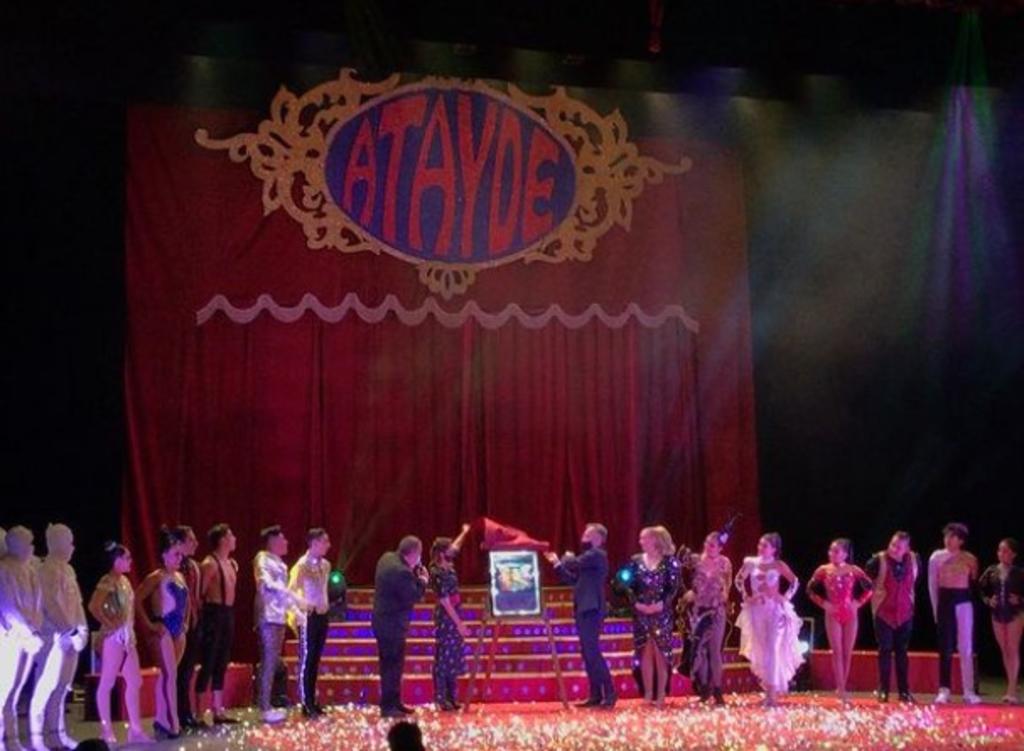 Circo Atayde Hermanos se reinventa y se adapta al teatro