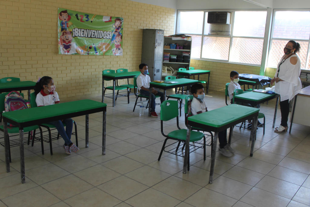 Coahuila buscará mantener clases presenciales el próximo ciclo escolar