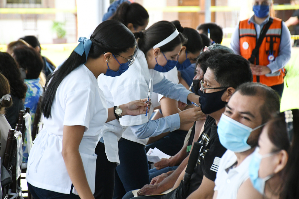 La vacunación antiCOVID sigue en pausa en Torreón