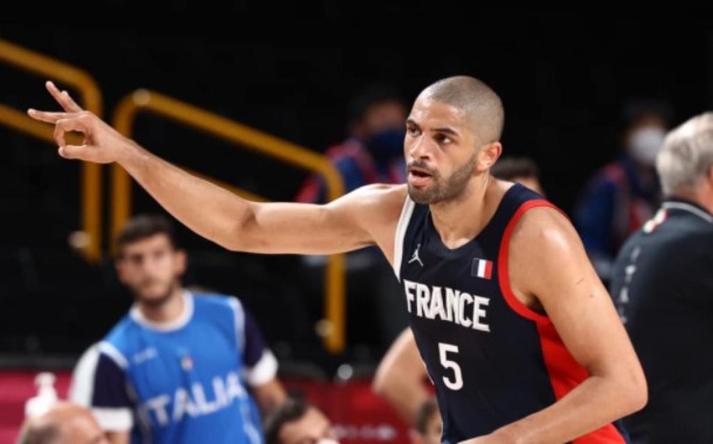 Francia avanza a la final de basquetbol varonil en Tokio 2020