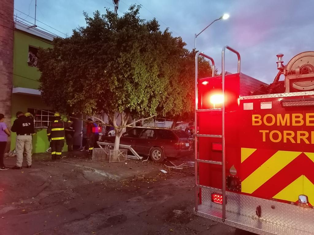 Explosión por acumulación de gas en domicilio de Torreón deja dos lesionados