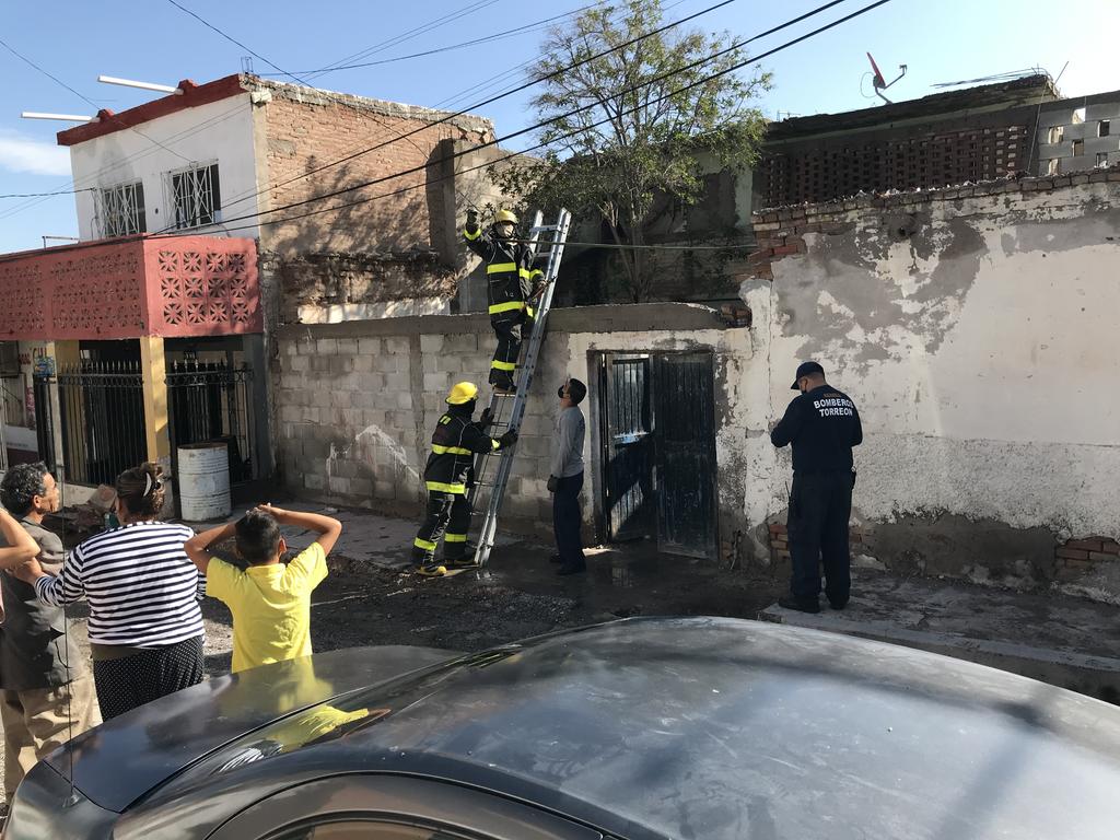 Se registra derrumbe en domicilio de la colonia Caleras Solares de Torreón