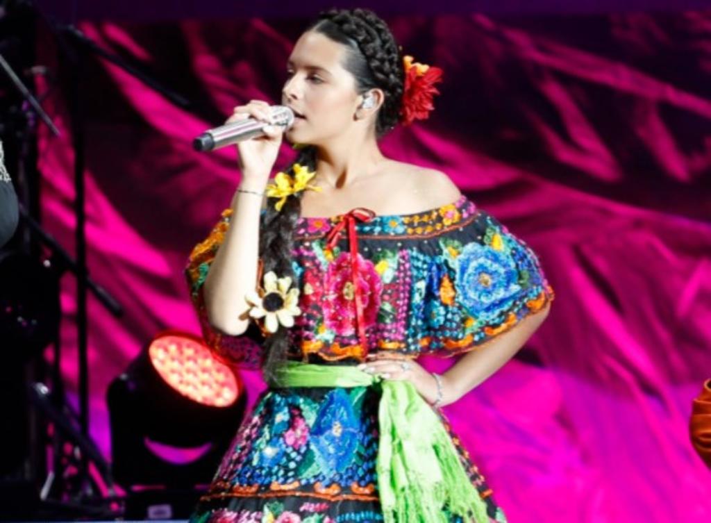 Ángela Aguilar pospone concierto en CDMX