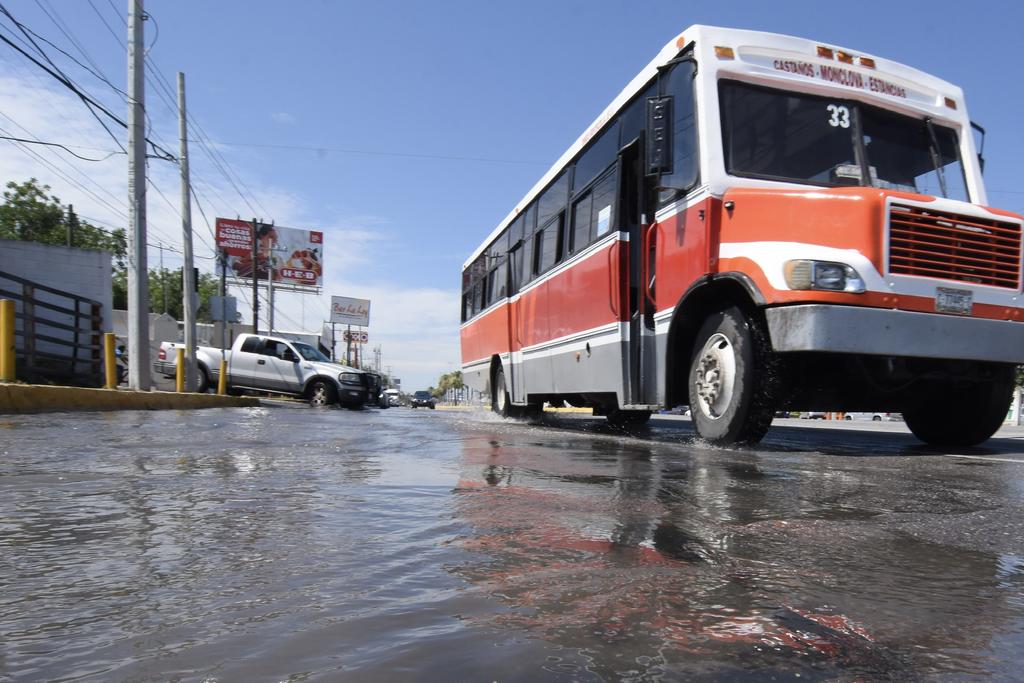Sin recursos para drenaje pluvial en el bulevar Pape en Monclova