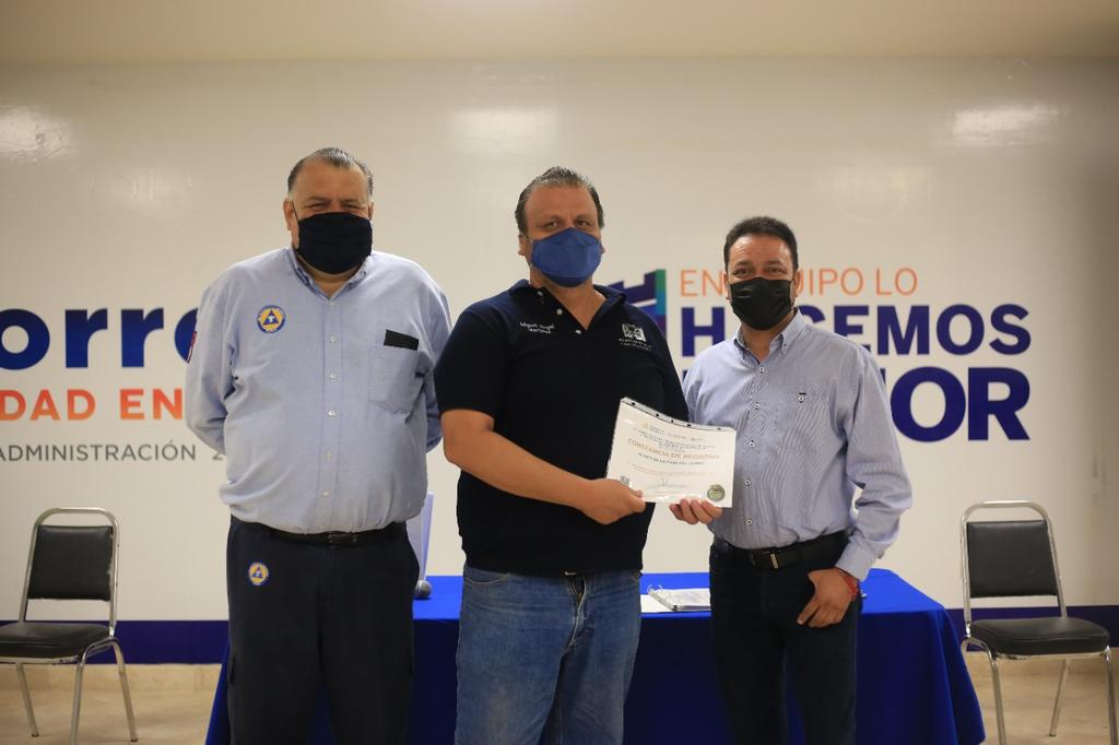 Constancias de participación en 'mega simulacro' son entregadas en Torreón