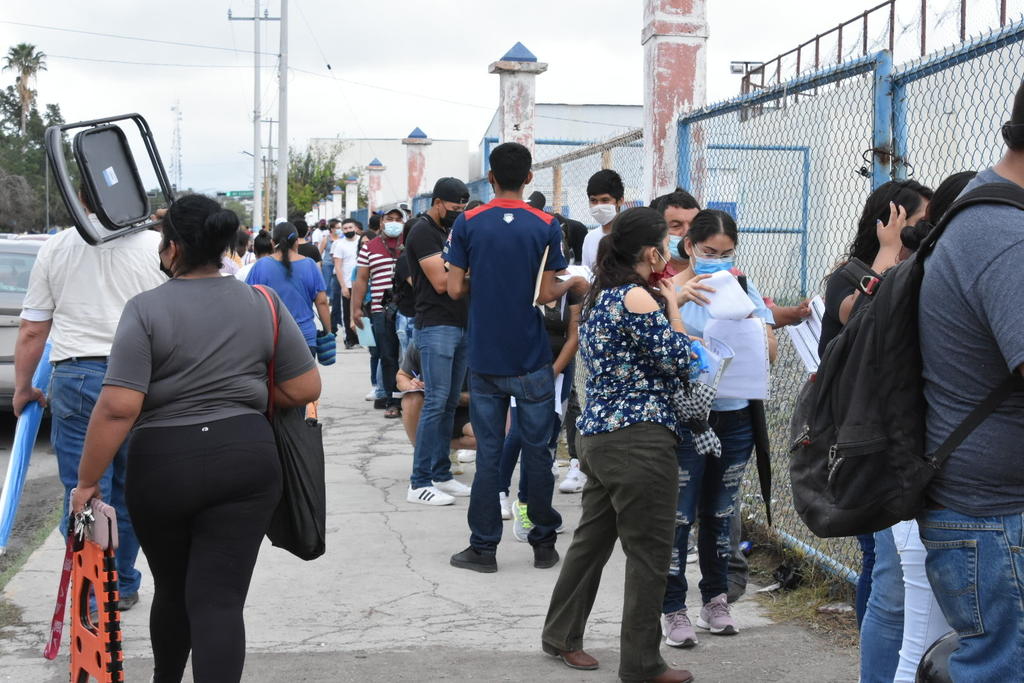 Sedena espera arribo de más de 52 mil dosis de vacunas Sinovac a Coahuila