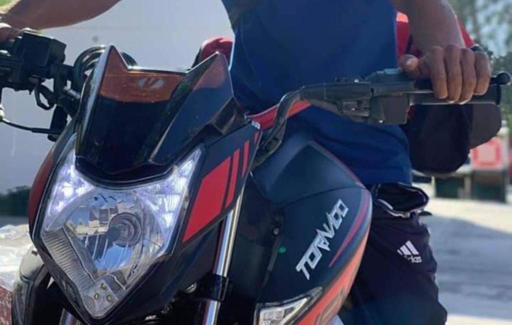 Roban motocicleta a boxeador profesional en Torreón