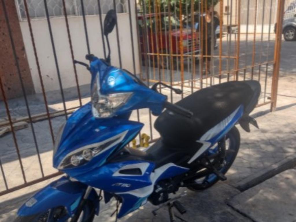 Accidente de motocicleta en Torreón deja dos lesionados