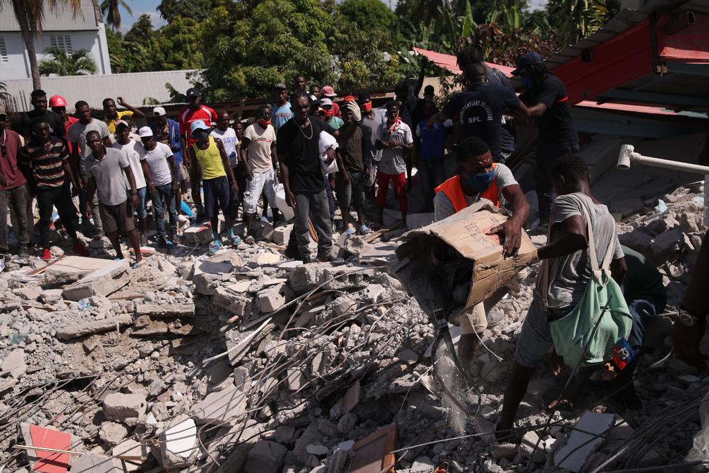 Cifra de muertos por terremoto en Haití crece a mil 419