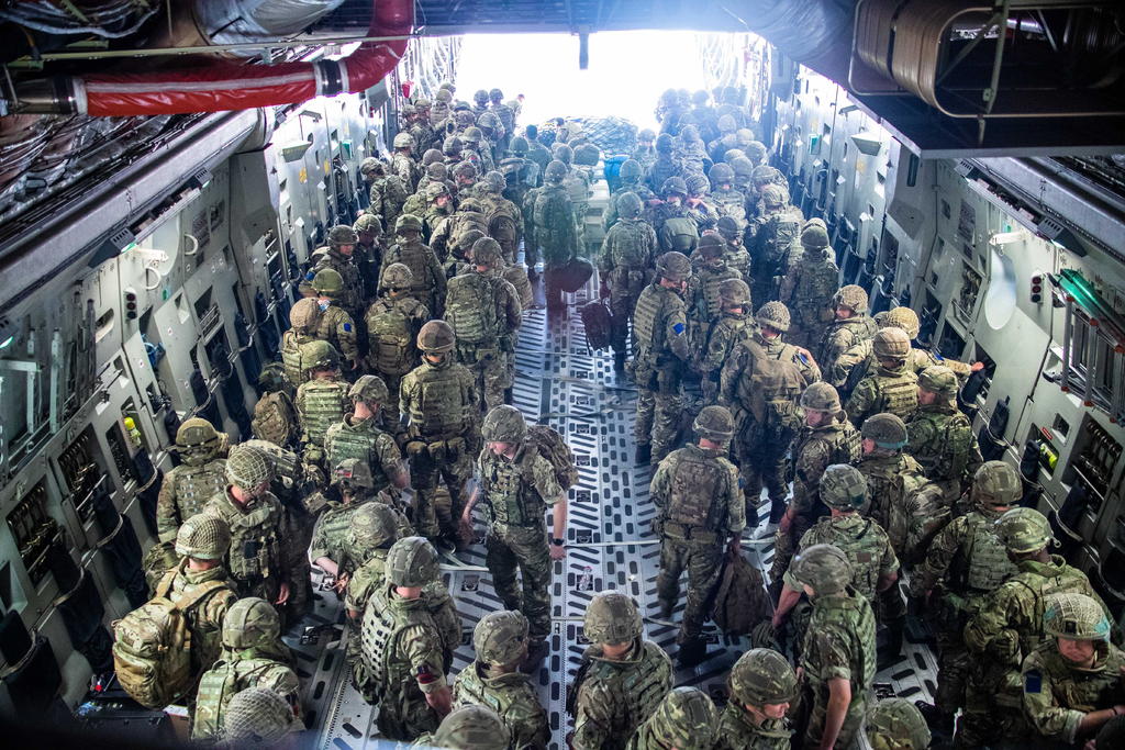 La OTAN insta a las tropas que sirvieron en Afganistán a pedir ayuda si lo pasan mal